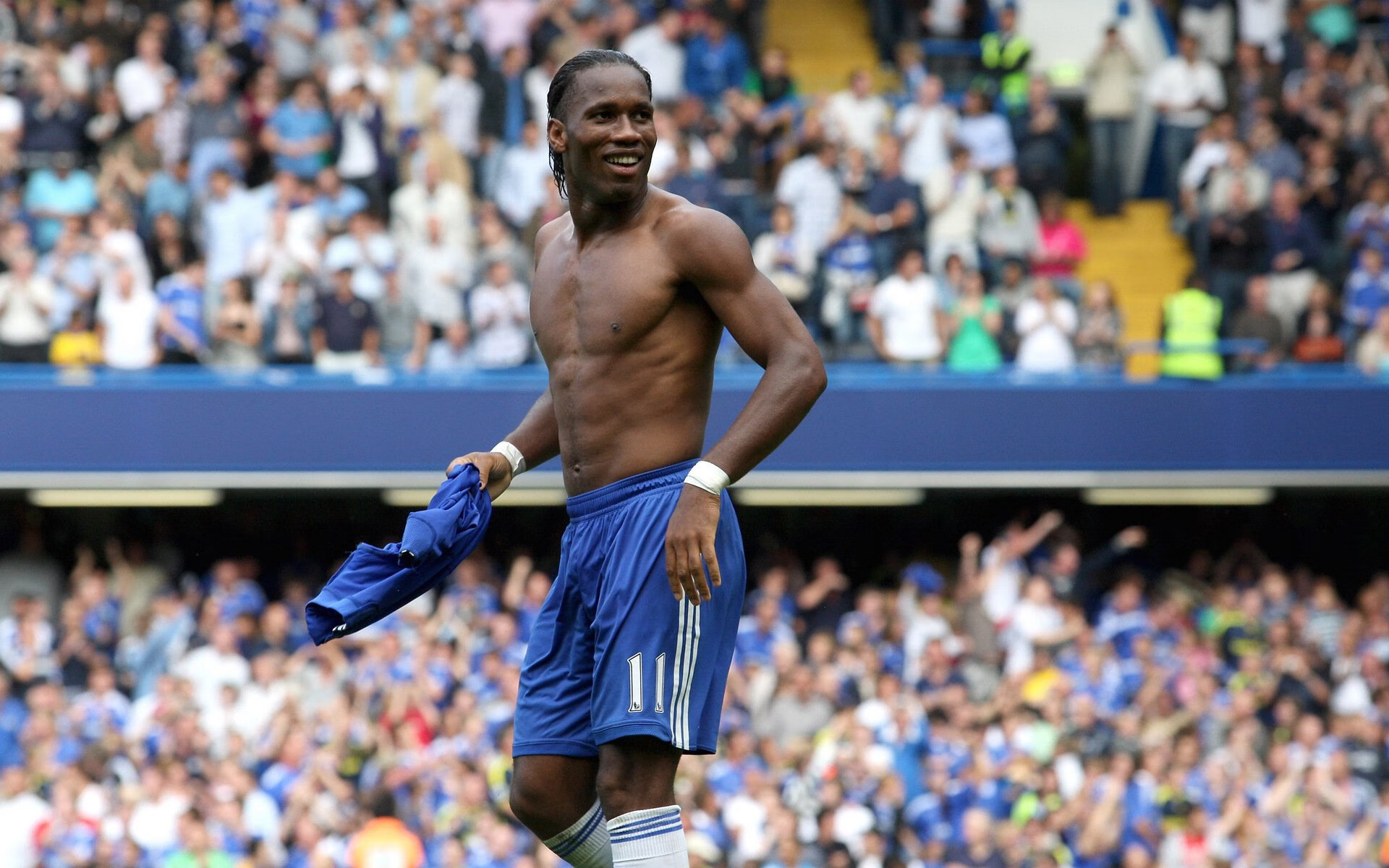 爱游戏娱乐网址-跨界融合：足球与电子竞技“携手共赢”新局面，电竞和足球市场